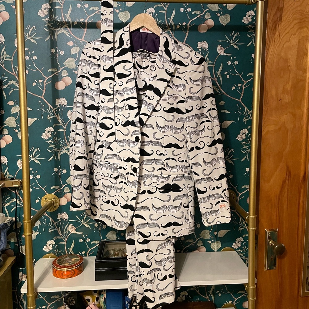 Opposuits mustache 3-piece black and white suit set with tie